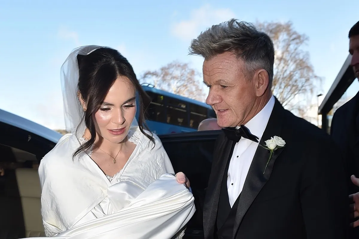 Así ha sido la polémica boda de la hija del millonario chef Gordon Ramsay a la que no estaban invitados los padres del novio
