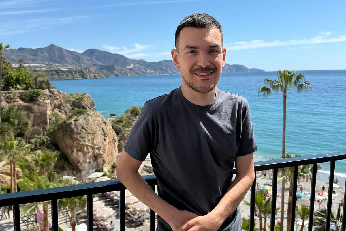 Adrián Fernández, el joven malagueño con ELA para el que "rendirse no es una opción"