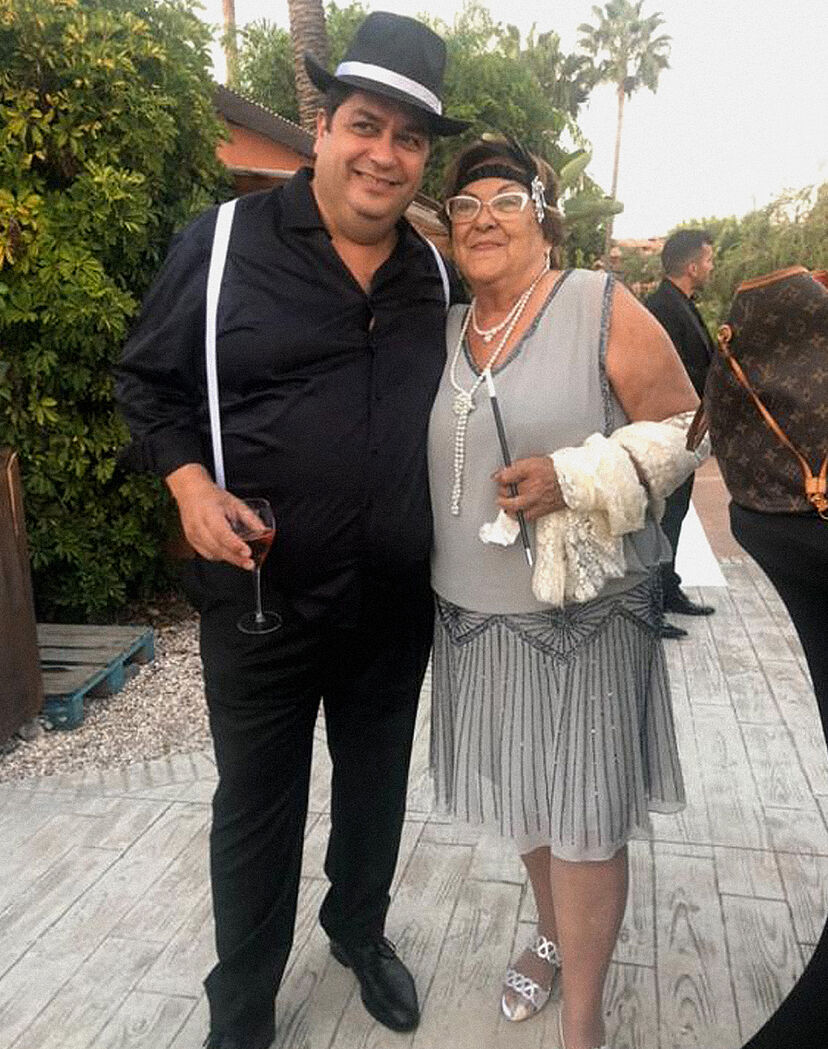 Las fiestas cebo, con casino incluido, del mayor estafador de bitcoin en  España | Crónica