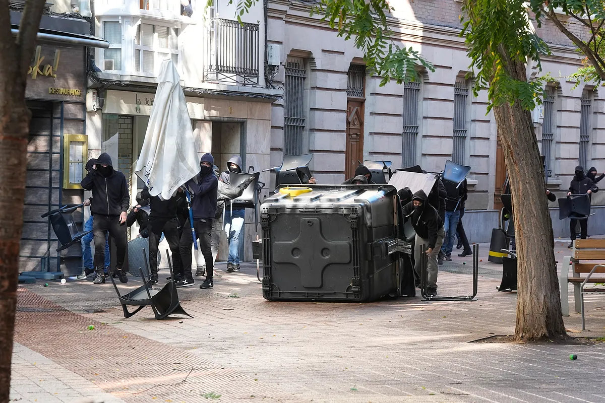 Dignidad y Justicia reclama a la alcaldesa de Vitoria que no facilite un centro público a Jardun tras la detención de sus dos miembros