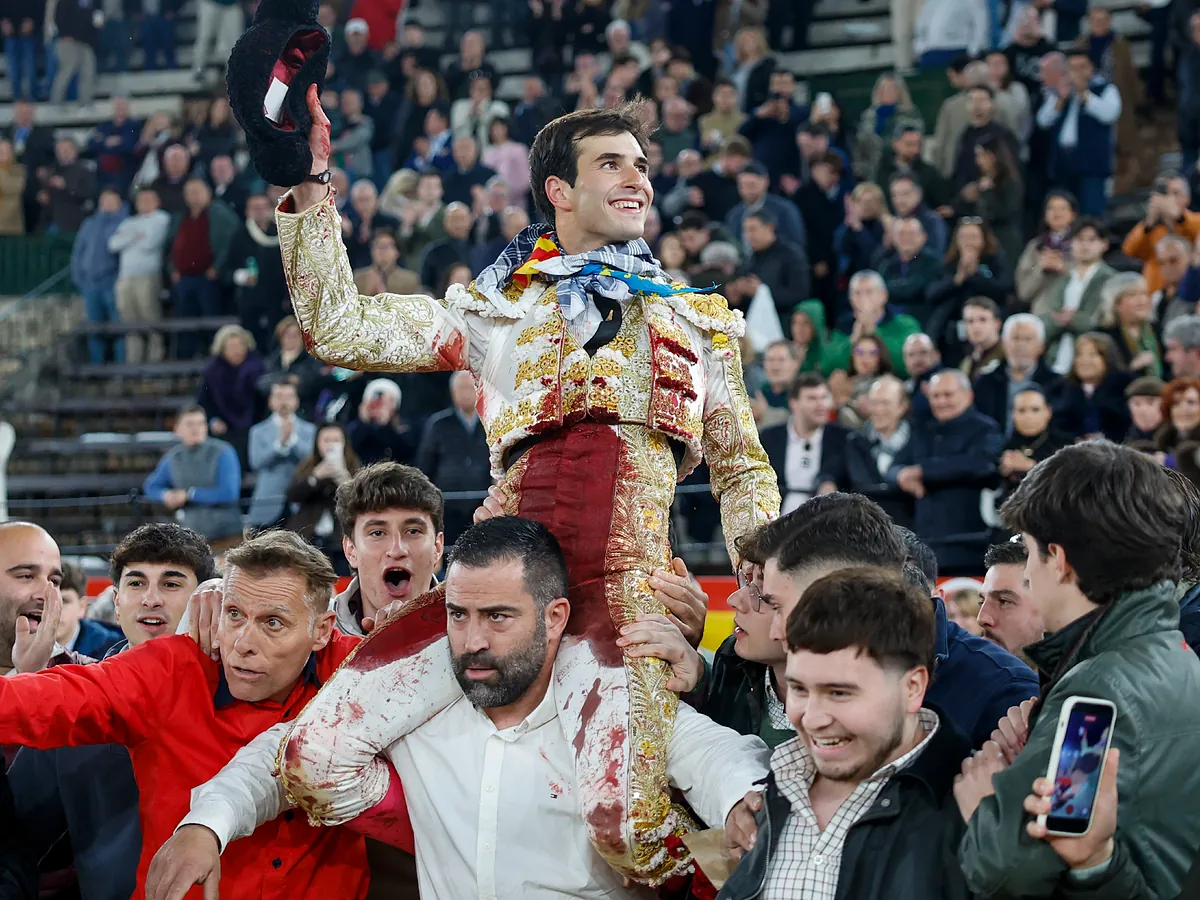 Samuel Navalón, declarado triunfador de la feria de Fallas