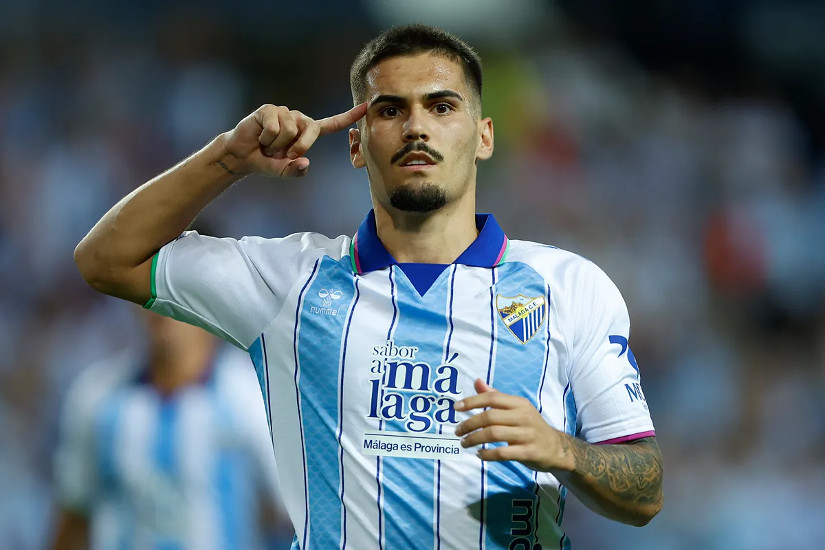 'Chupe', la sensación, el gol y la juventud que ilusiona al Málaga