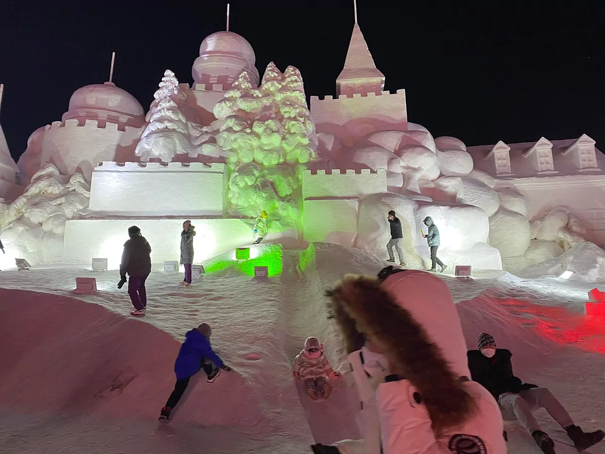 Año Nuevo en la ciudad de hielo más grande del mundo, en China | Internacional