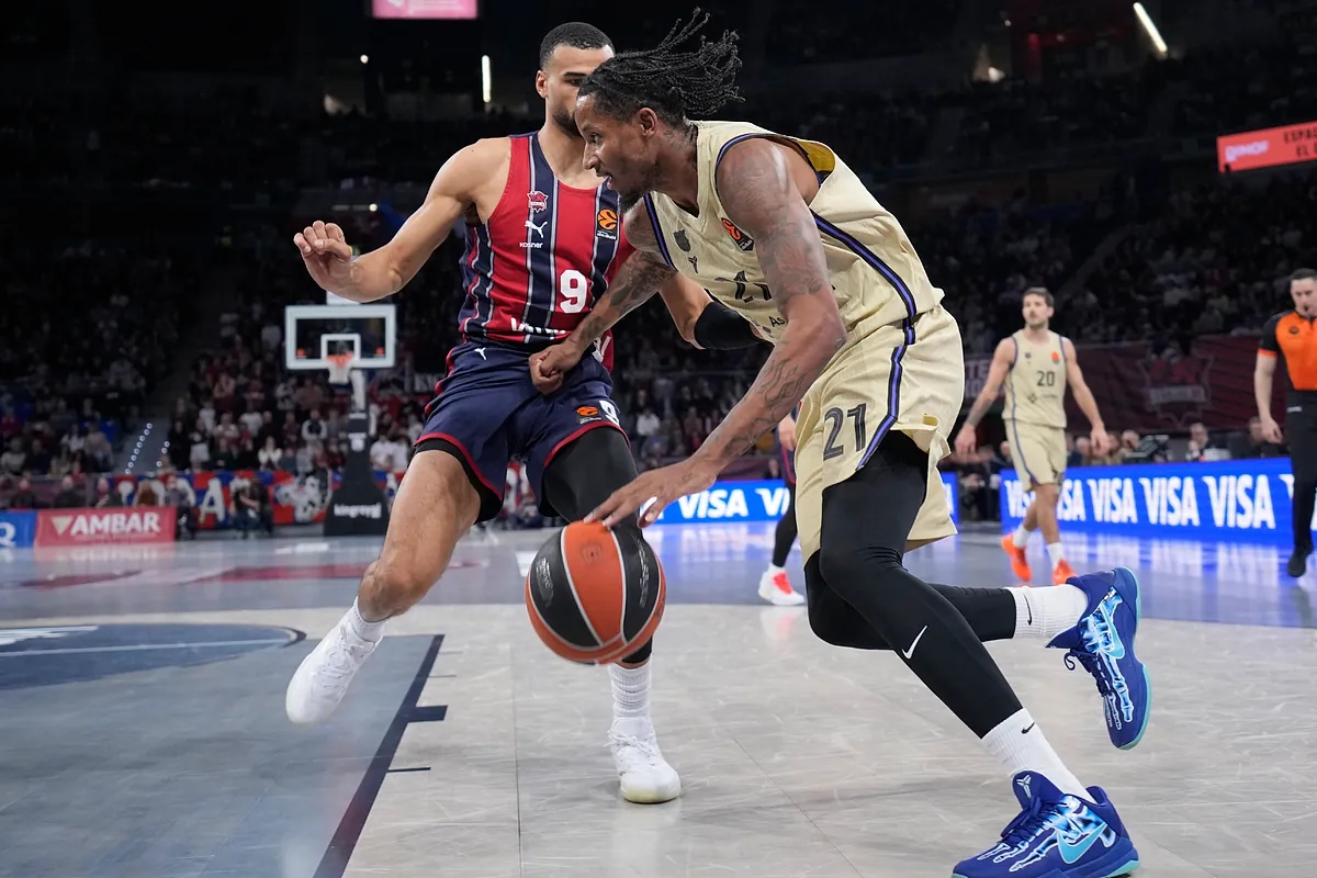 El Baskonia presentará una queja formal por el arbitraje recibido ante el Barcelona