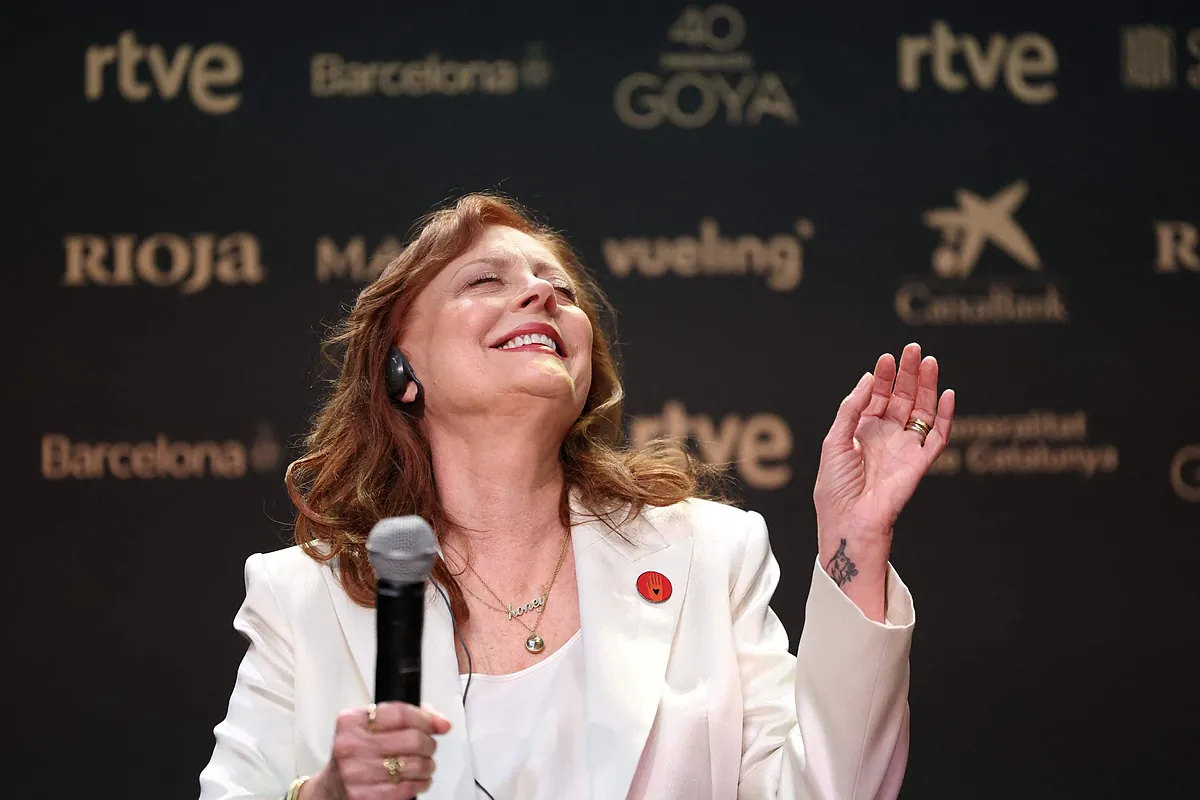 Una emocionada Susan Sarandon alaba la "lucidez" de España respecto a Gaza y celebra su premio Goya Internacional: "Pedro Sánchez está en el lado correcto de la historia"