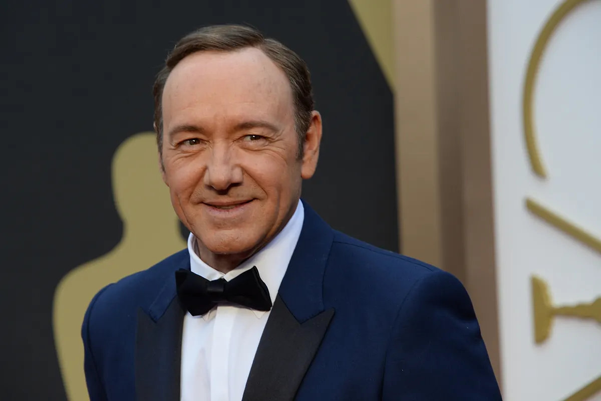 Kevin Spacey se sincera sobre su homosexualidad: "Estaba ferozmente en el armario y sentía que me atacaban"