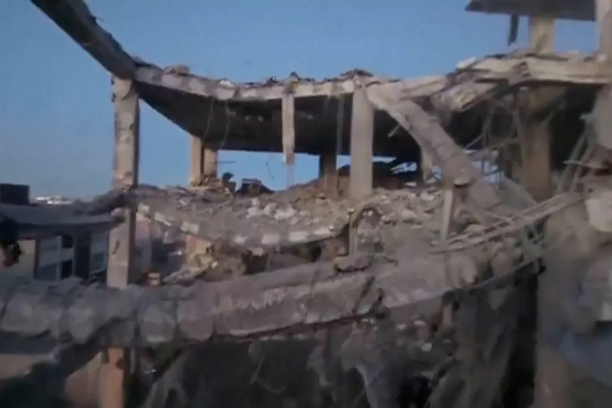 Ataques en infraestructuras iraníes antes de que venza el plazo para un acuerdo