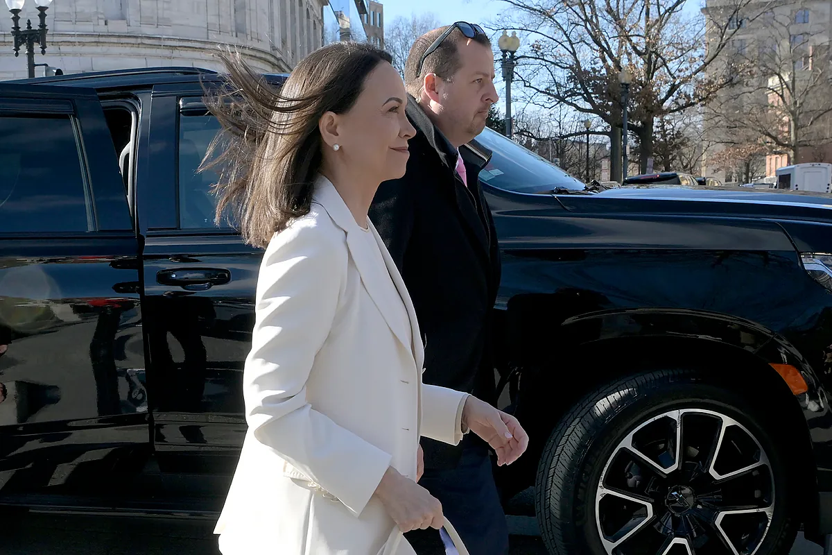 Trump recibe discretamente a María Corina Machado mientras su equipo elogia a Delcy Rodríguez: "Ha cumplido todas nuestra demandas"