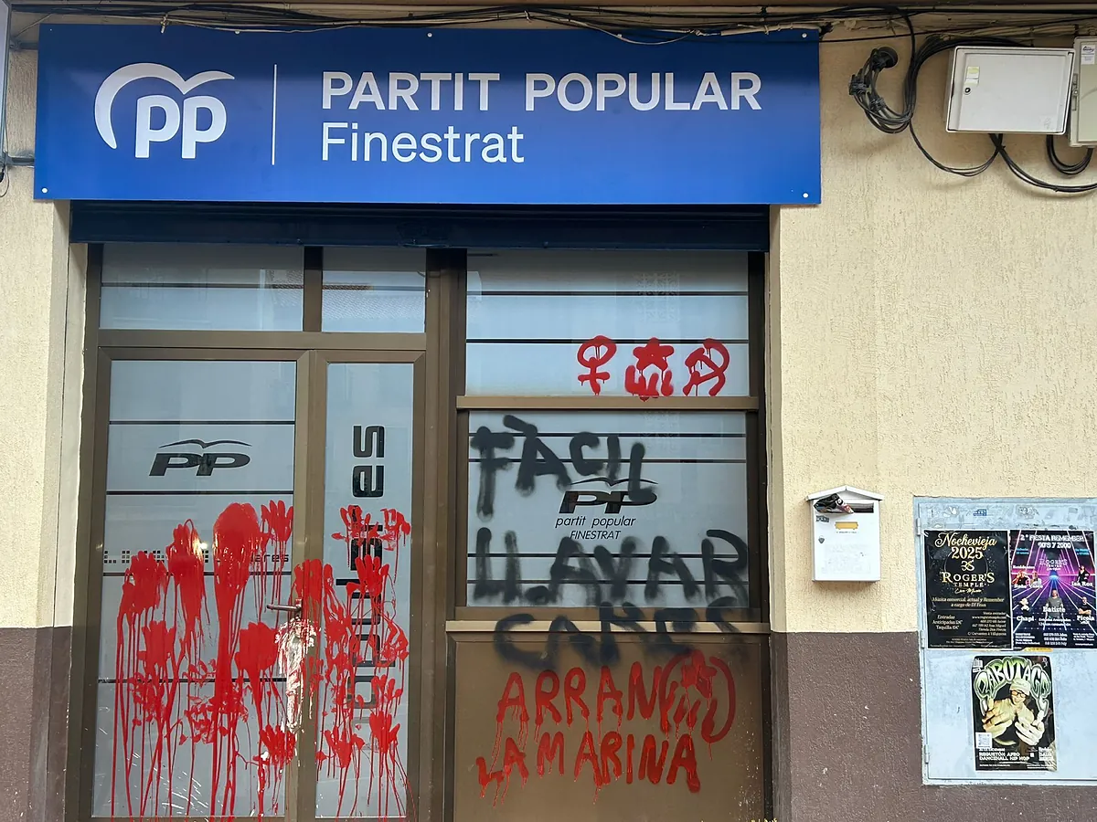 Atacan con pintadas la sede del PP en Finestrat, localidad de la que ...