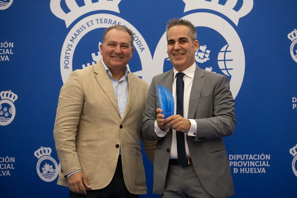 El periodista de EL MUNDO Chema Rodríguez, Premio Huelva de Periodismo por la "calidad y la relevancia" de su reportaje 'El milagro de Doñana tras el peor incendio'