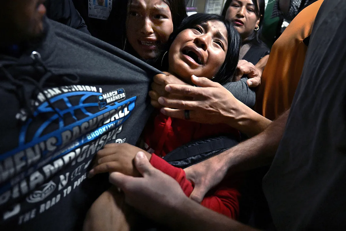 La fotografía Separados por el ICE gana el premio World Press Photo de 2026