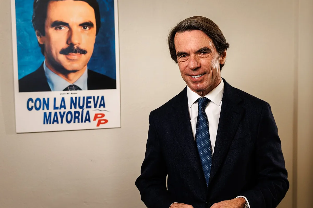 Aznar: "El PSOE y sus socios es una coalición de saqueadores"