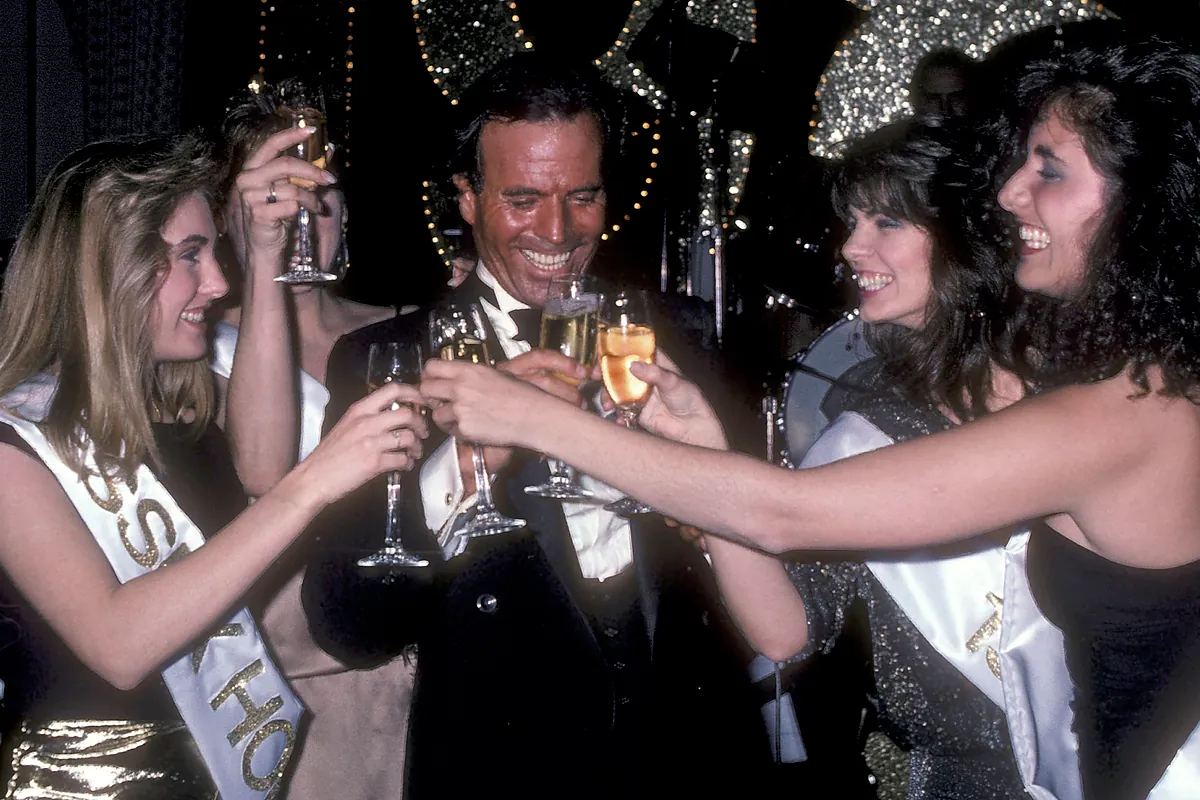 Julio Iglesias deja de ser el rey de Punta Cana: sus otros problemas aparte de las acusaciones de abuso