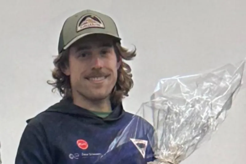 Muere  el corredor de montaña Jokin Uribetxeberria durante el ascenso a un monte de Legazpi (Guipúzcoa)