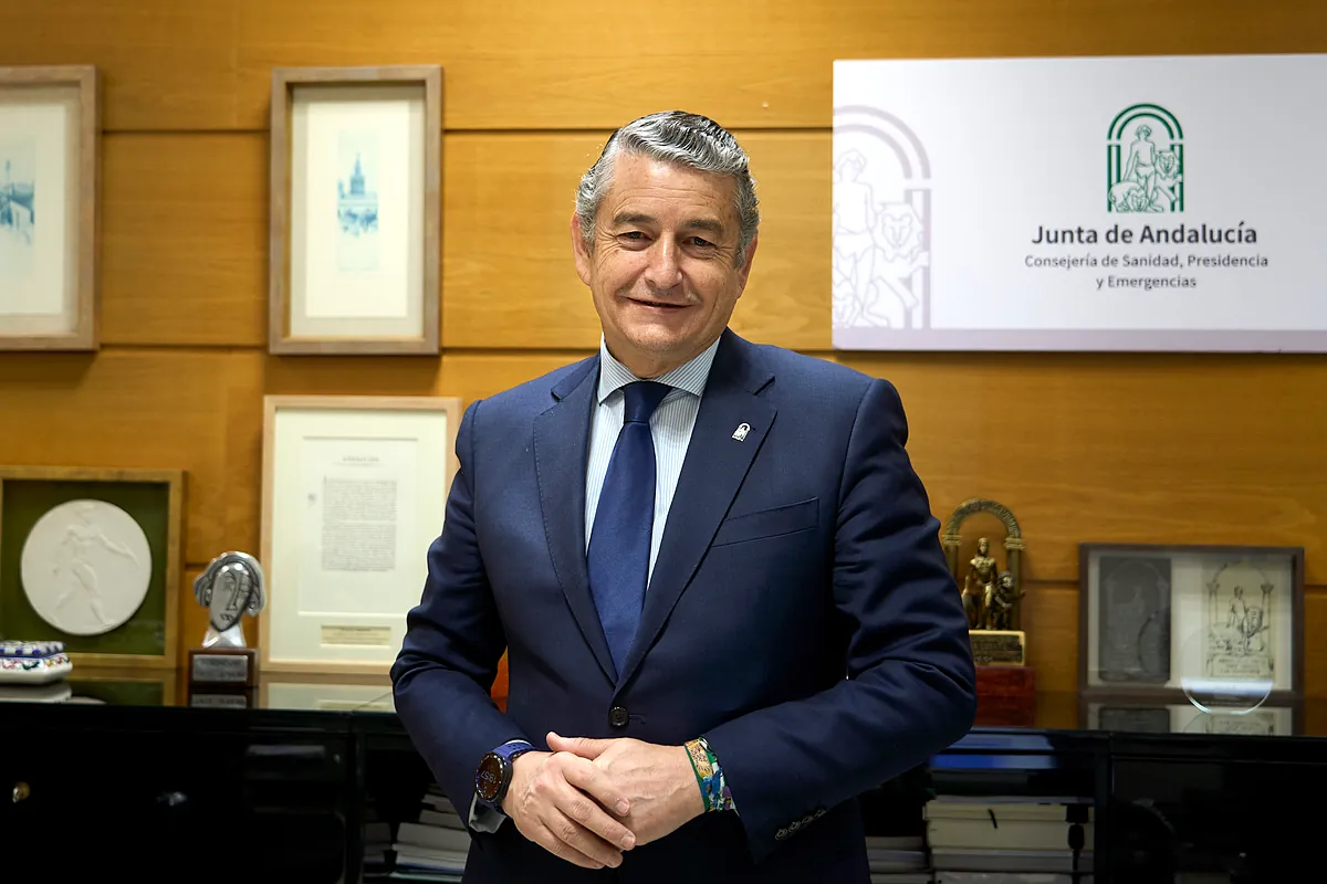 Antonio Sanz, consejero andaluz de Emergencias: "España no tiene una estructura de protección civil a la altura del país y de lo que nos viene con el cambio climático"