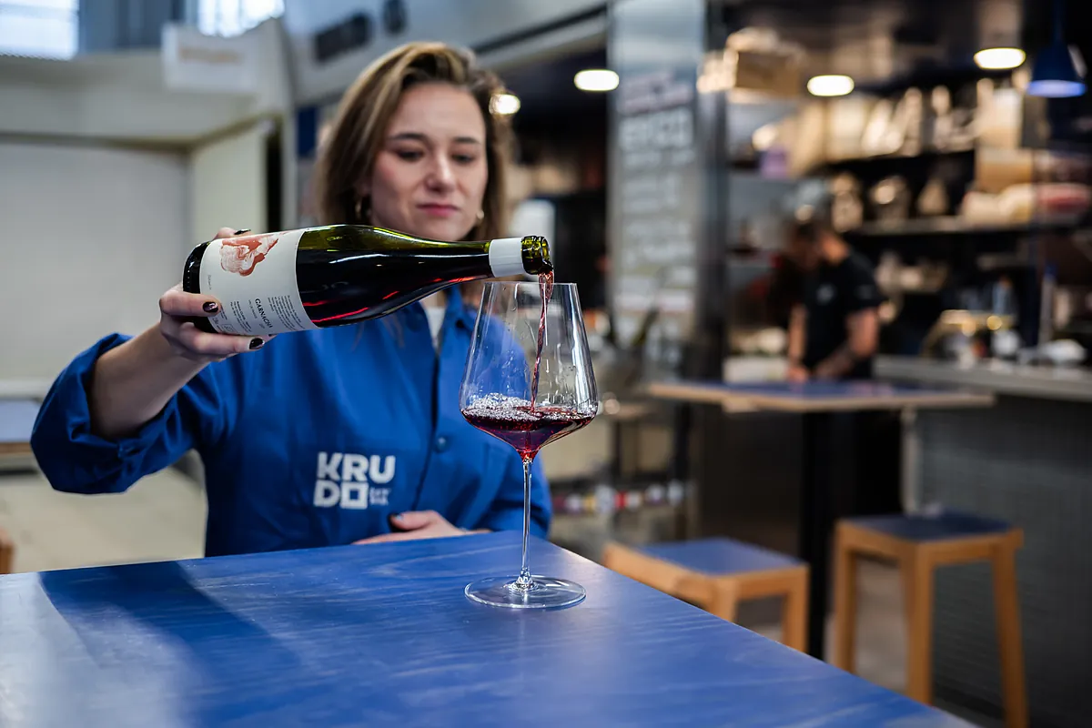 De vinos en el mercado: siete barras imprescindibles para beber bien en Madrid