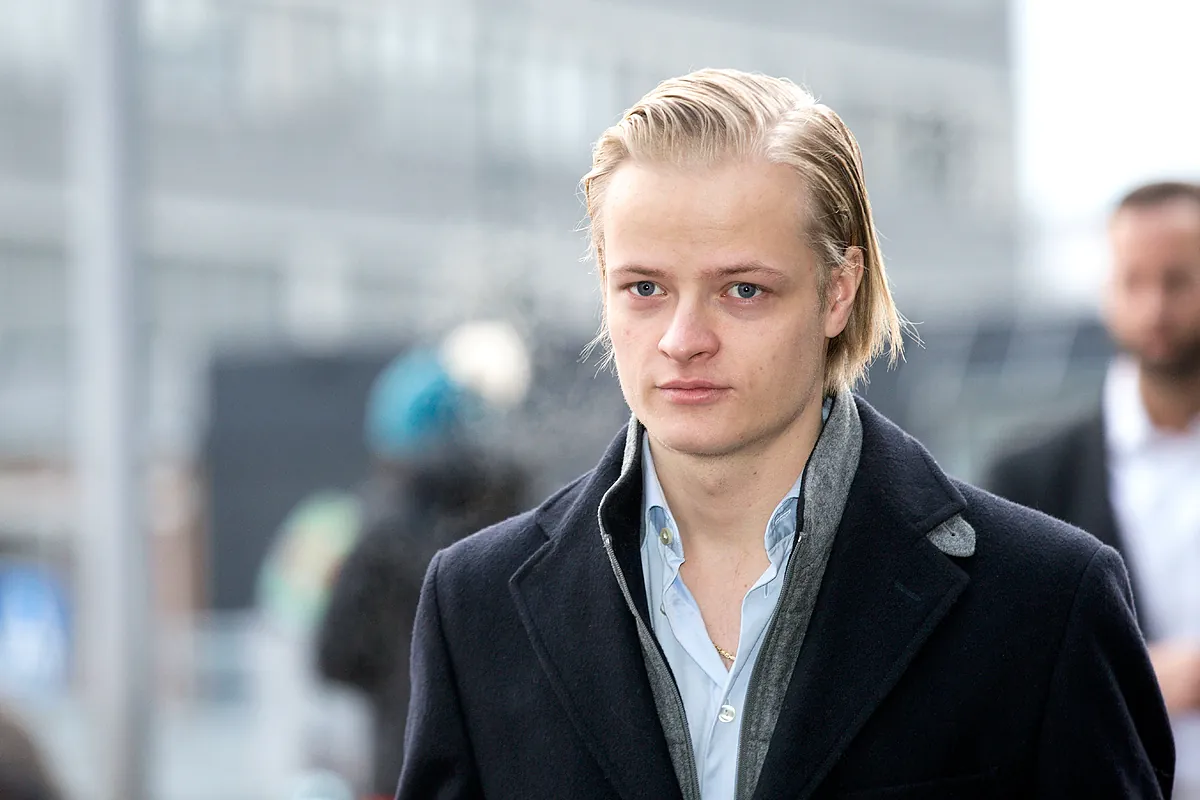 Marius Borg y su ex novia vivían juntos pese a la orden de alejamiento