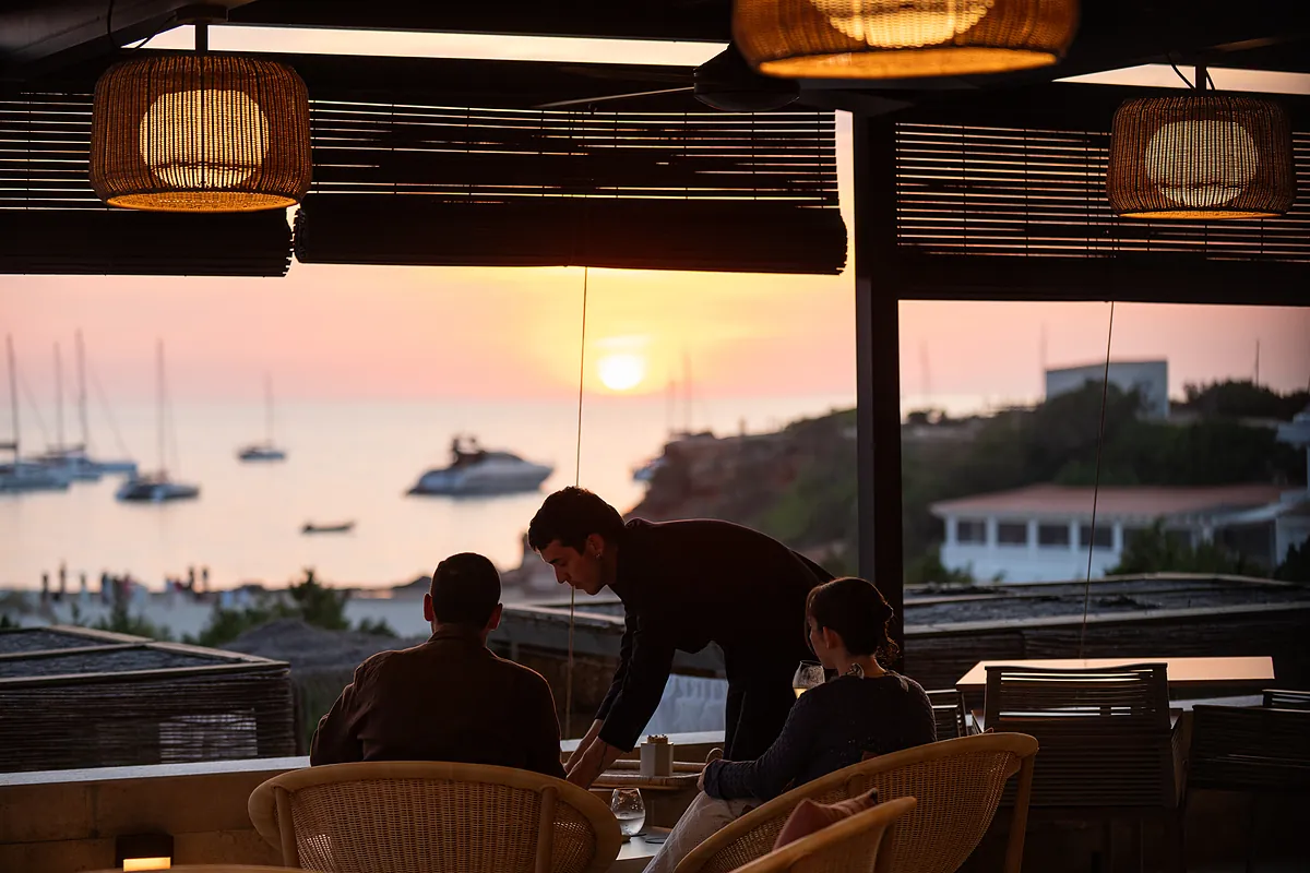 El doble reto de Ramón Freixa para conquistar Formentera: un chiringuito gourmet y el restaurante gastronómico Sol Post