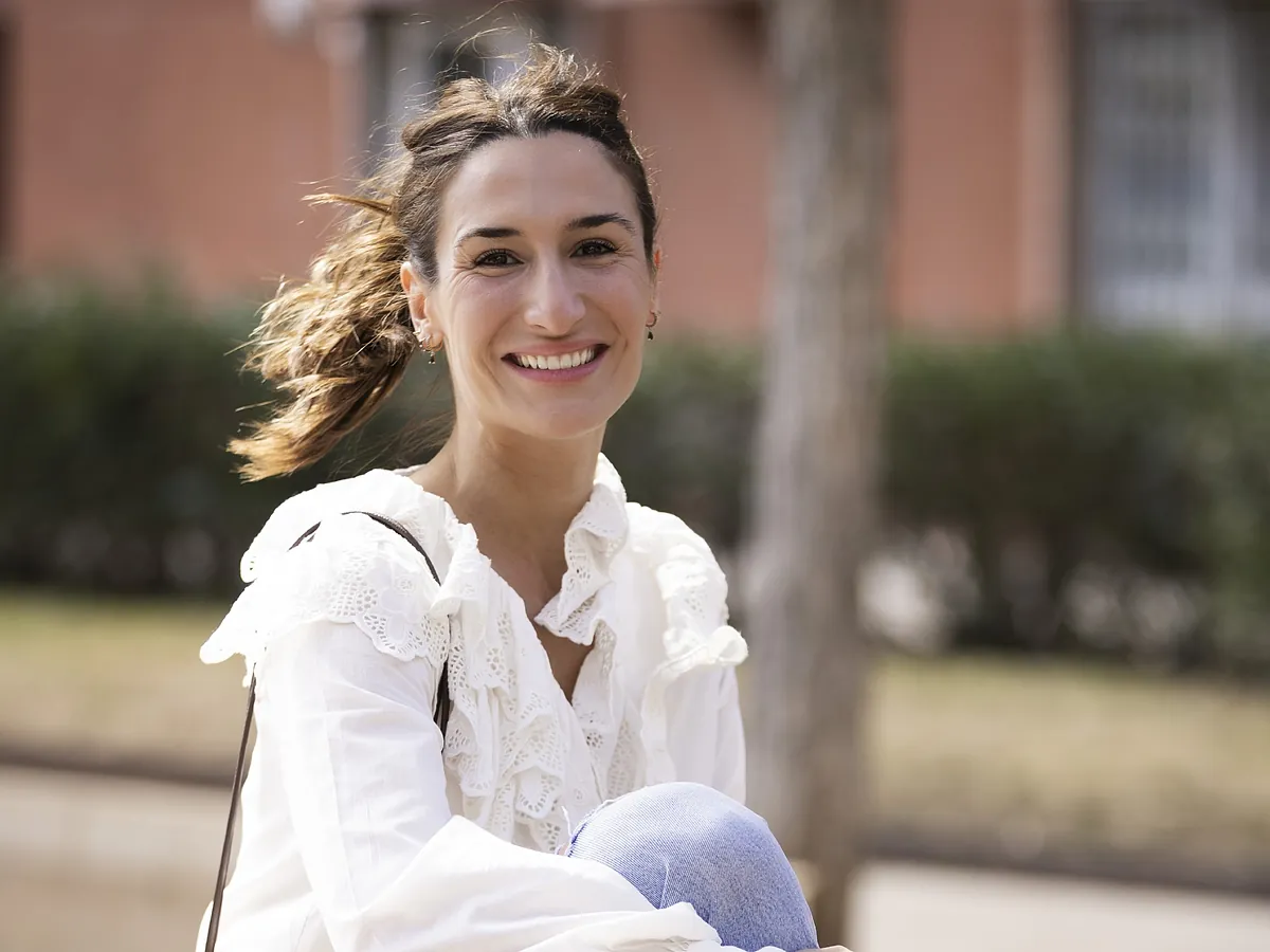 Beatriz Moralejo, doctora especialista en medicina estética, confiesa sus trucos para llegar al verano con buena cara: "Simplifico la rutina cosmética, menos productos y más constancia"