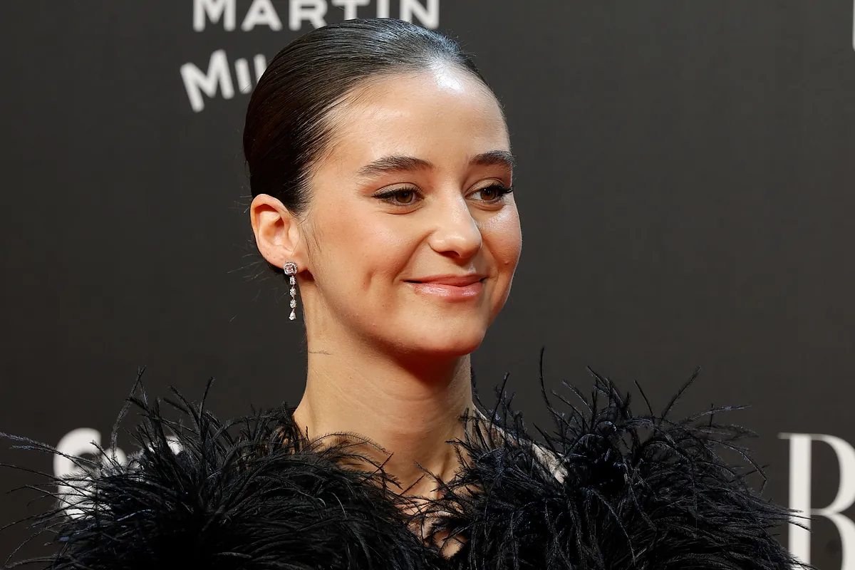 Victoria Federica presenta a su nuevo novio al Rey Juan Carlos en Abu Dabi