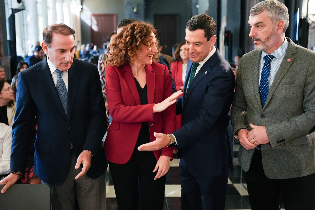 El pacto PP-Vox amenaza la concertación social al reducir un 50% las subvenciones a sindicatos y organizaciones empresariales para el "ejercicio de la participación institucional"