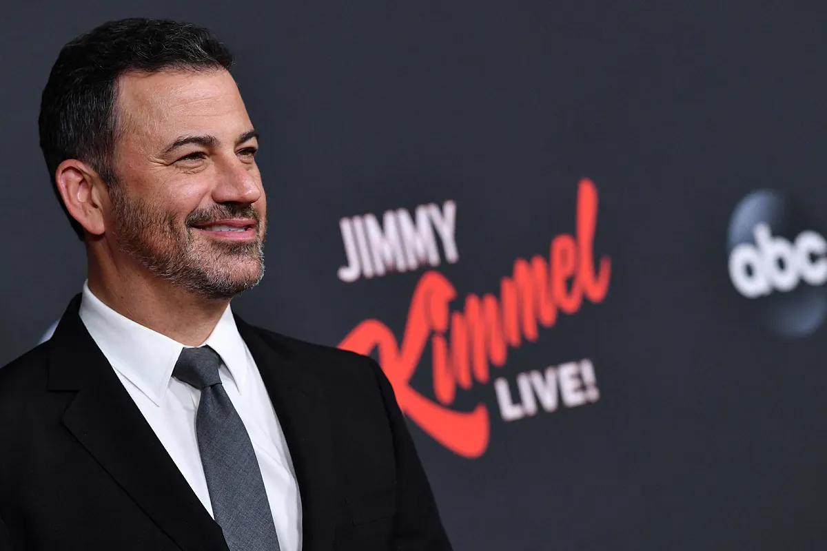 Jimmy Kimmel afirma que su broma sobre Melania Trump fue malinterpretada: "Lo de 'viuda' lo dije por la diferencia de edad con el presidente, no era un llamammiento a su asesinato"