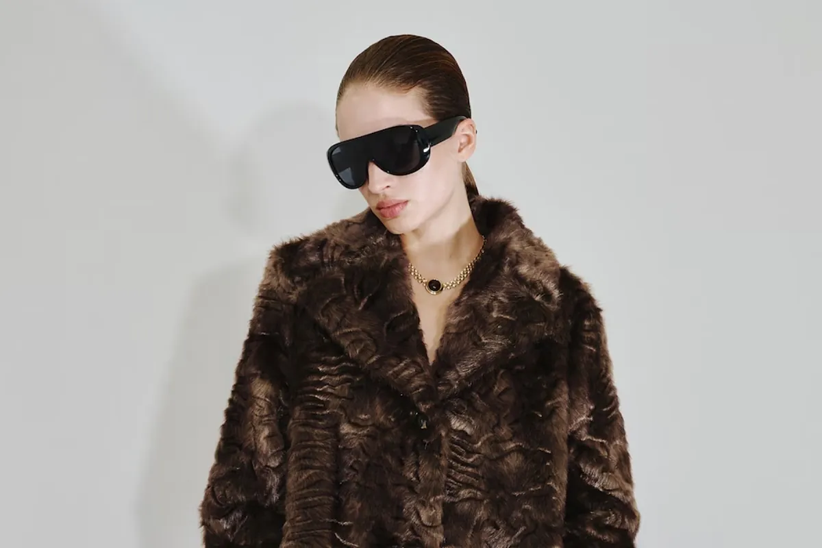 Los 8 abrigos ultracalentitos de las rebajas de Mango por los que merece la pena invertir sí o sí esta semana