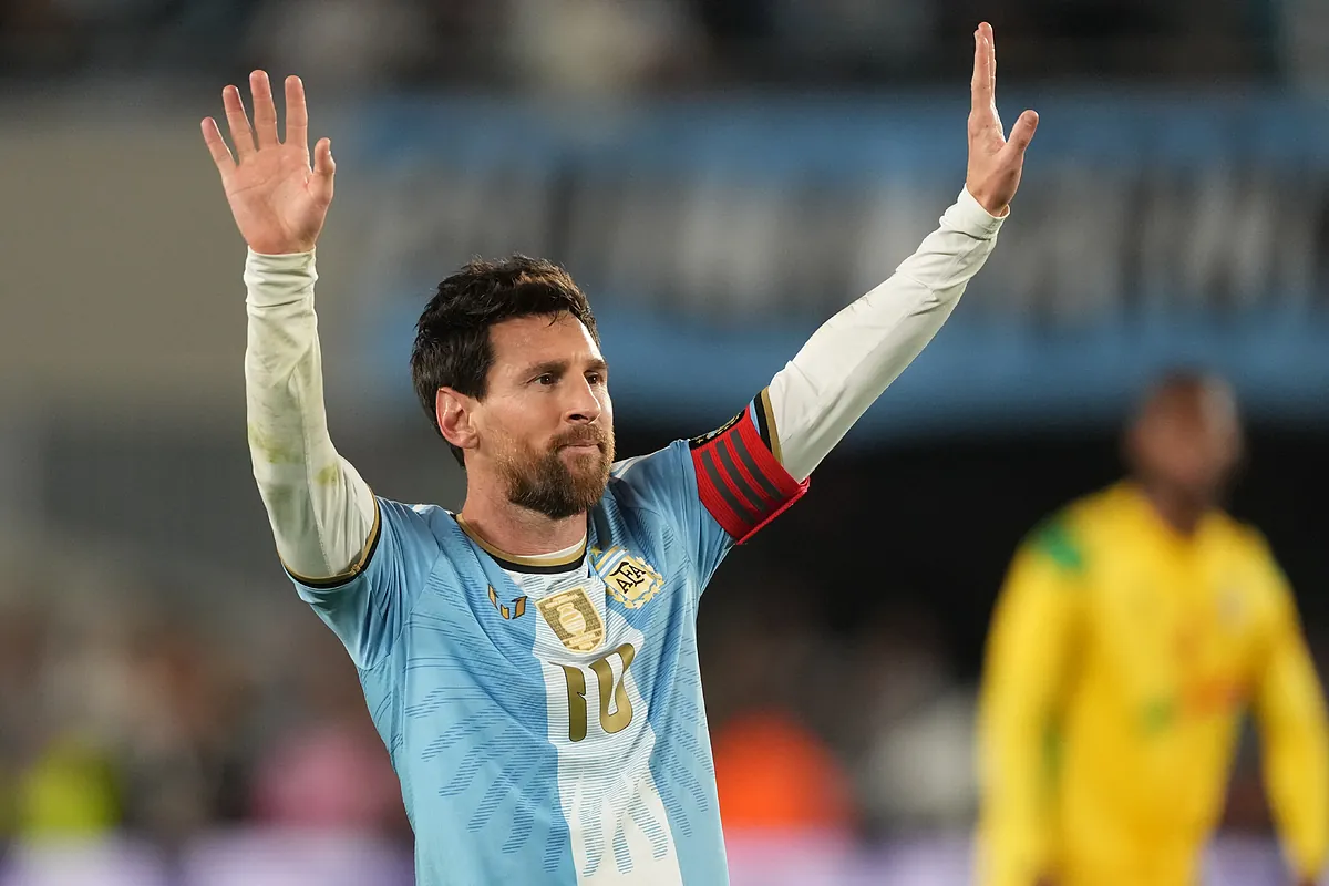 Messi se despide de la selección argentina y recibe un mensaje de Cristiano Ronaldo