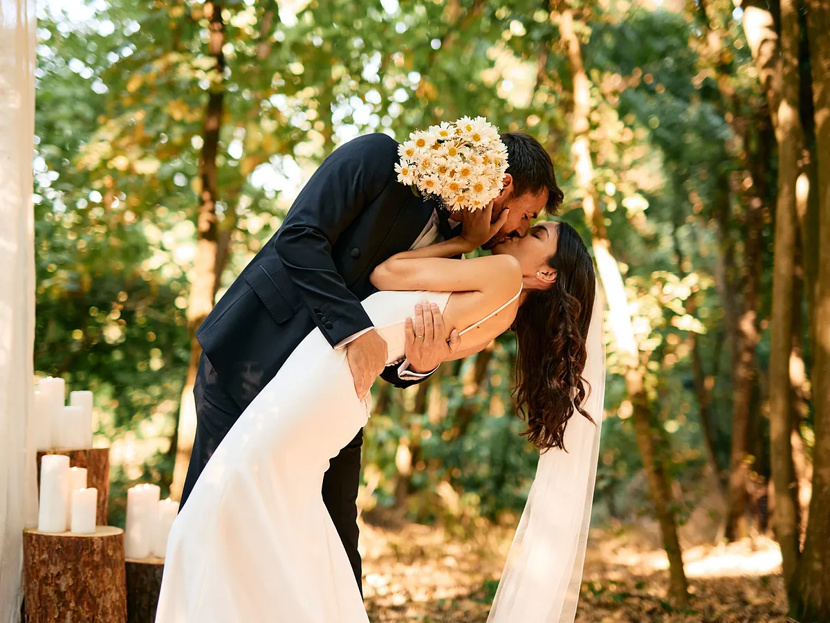 Así serán las bodas en 2026: entre 2 y 4 vestidos de novia, aperitivo muy largo, de 3 a 5 grupos de música en vivo y todo personalizado