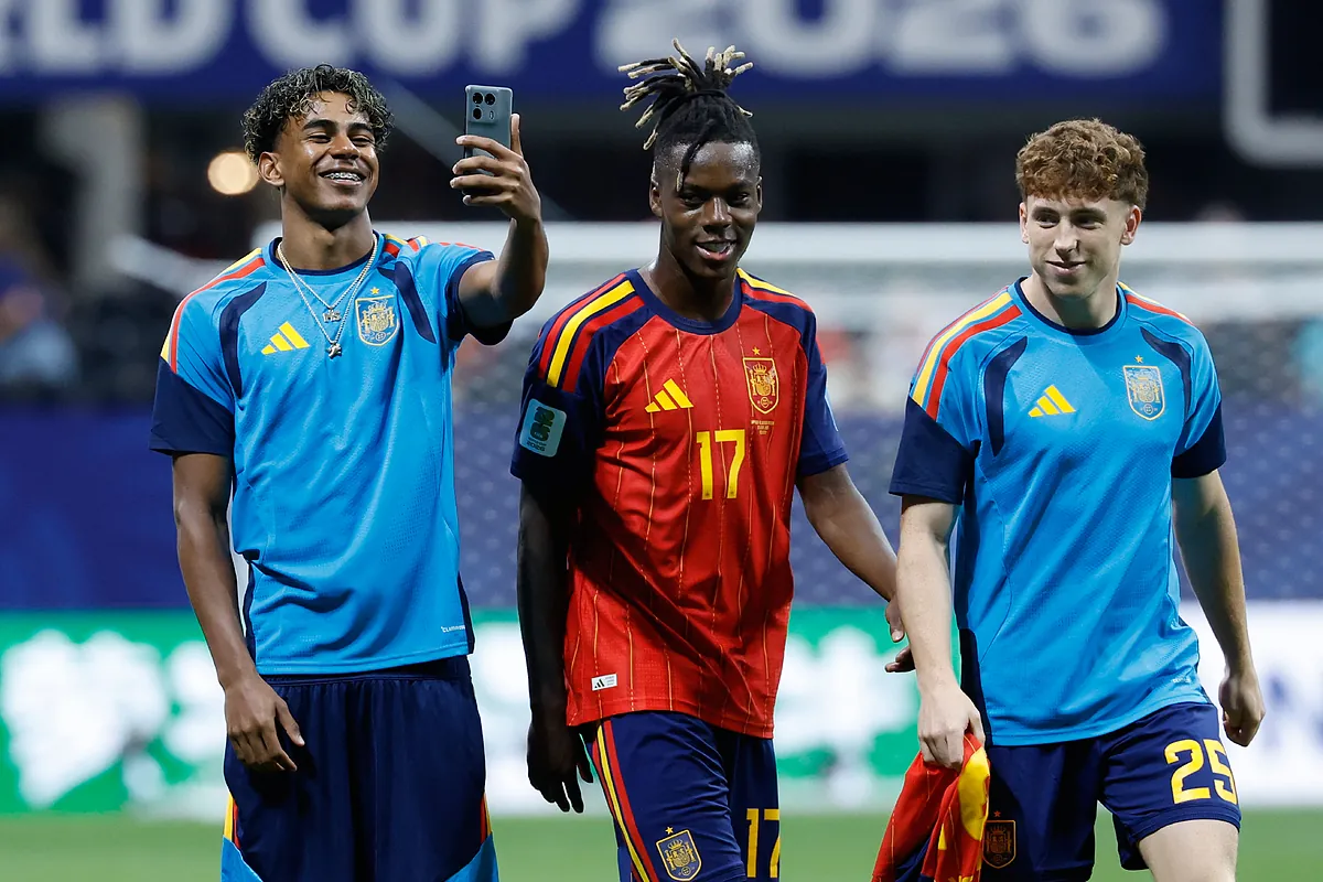 Así se apartó Lamine de la presión tras el partido ante Cabo Verde: la Play, un viaje de cinco horas y primer el gol