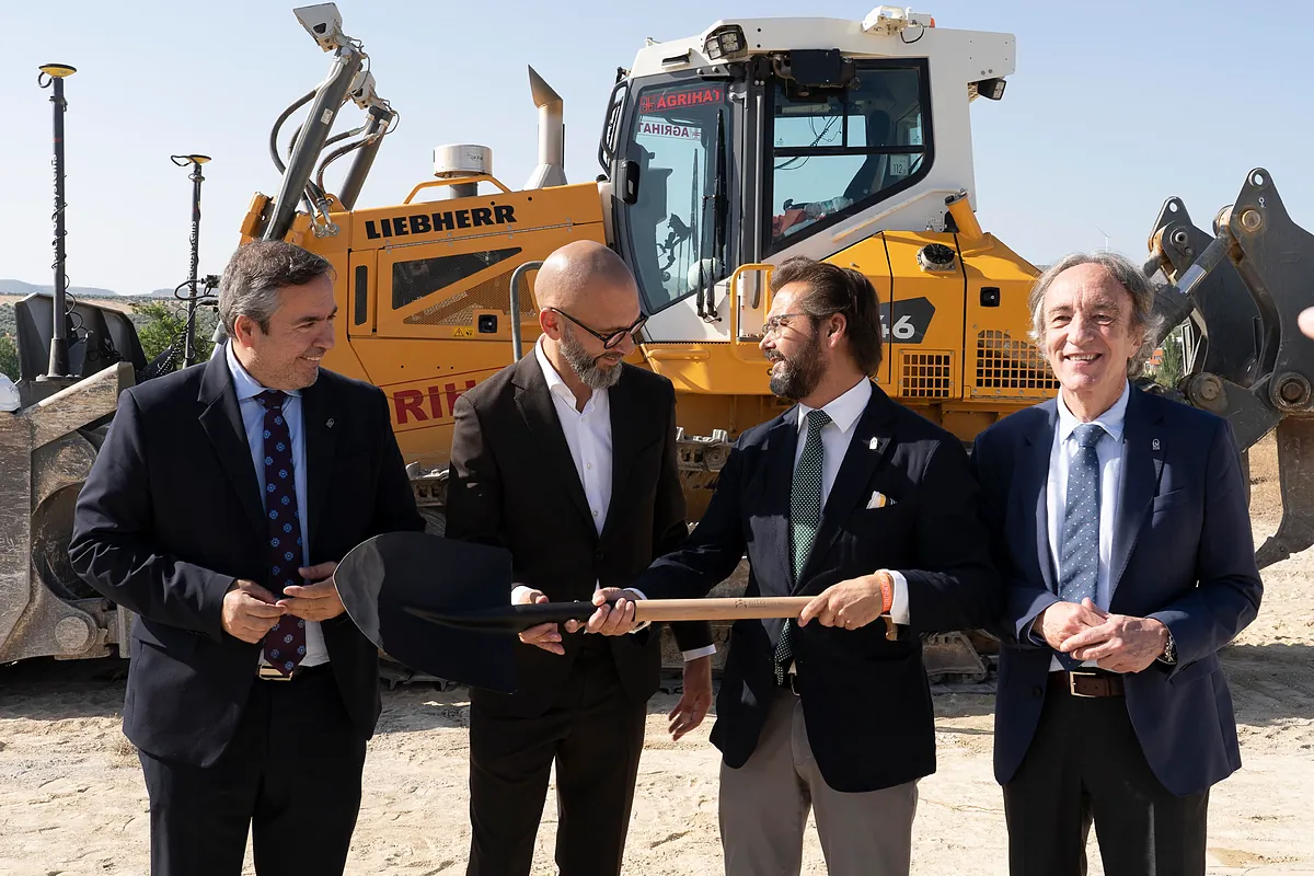 Comienzan las obras de un nuevo centro de datos para IA en Granada: movilizarán más de 3.000 millones de euros