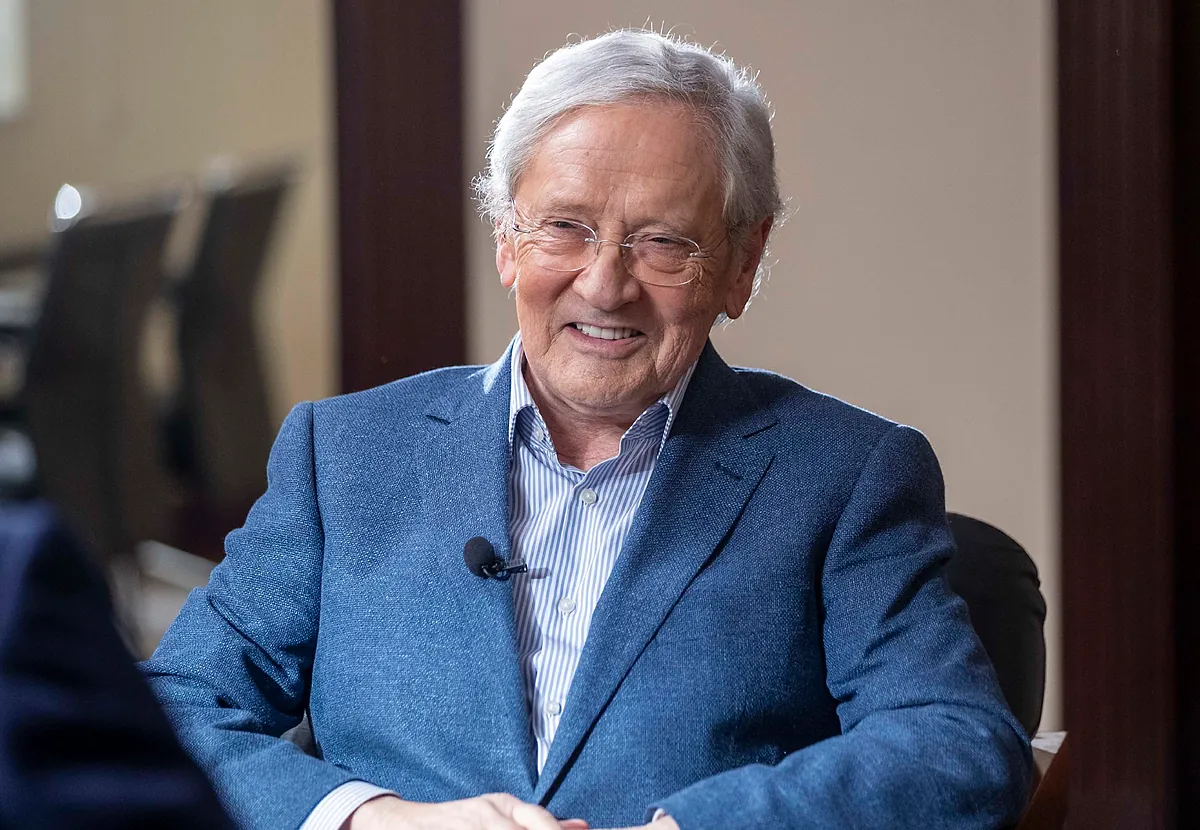 Muere el periodista Fernando Ónega, cronista de la Transición y padre del famoso "puedo prometer y prometo" de Adolfo Suárez