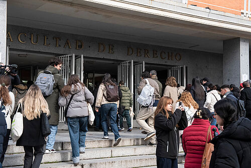 Nervios a flor de piel en el examen MIR 2026: "El futuro est� aqu�"