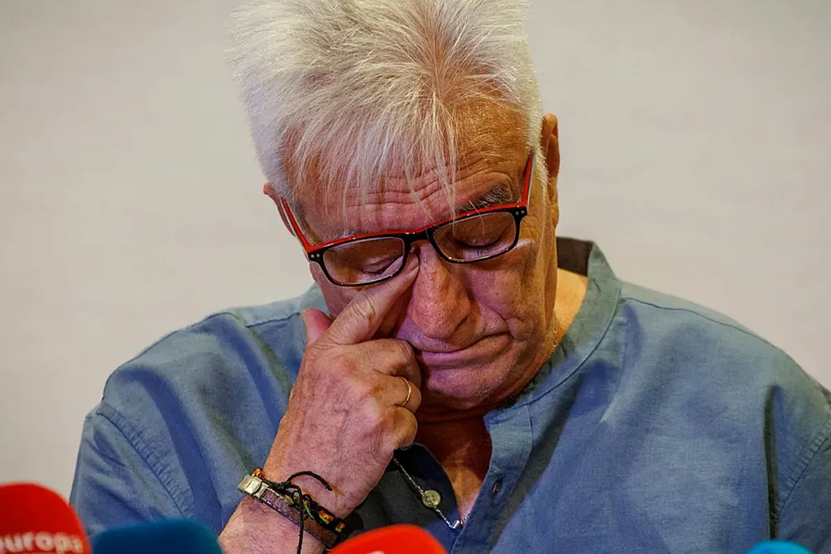 El abuelo de la bebé quemada en la bañera en Bormujos (Sevilla) se emociona: "Es incomprensible"
