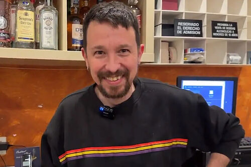 La Taberna Garibaldi de Pablo Iglesias sufre el ataque de un individuo armado con piedras y una llave inglesa que rompi� el escaparate y agredi� a un camarero