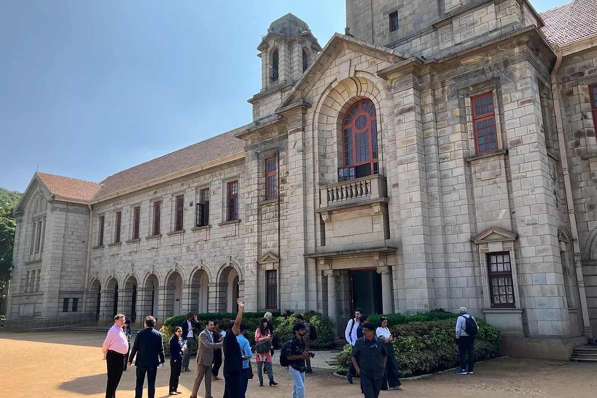 India desarrolla chips de bajo coste para detectar antes tumores en mujeres: "Muere una de cada dos diagnosticadas por cáncer de mama"