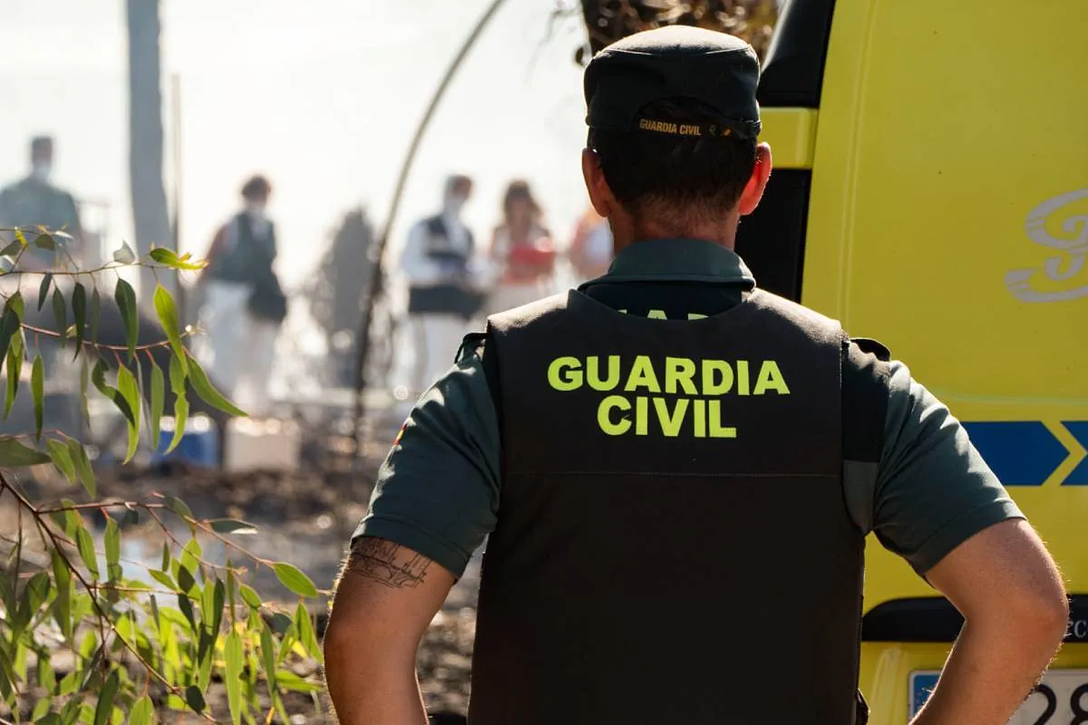 Guardia Civil Detains Narco-Boat Crew Off Isla Cristina Coast