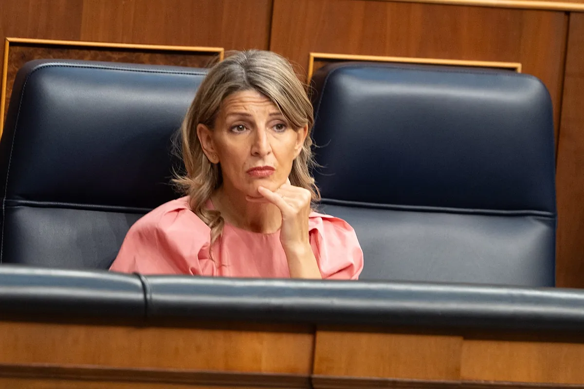Yolanda Díaz eleva el tono ante el PSOE: "La política no es la vergüenza que estamos viendo"